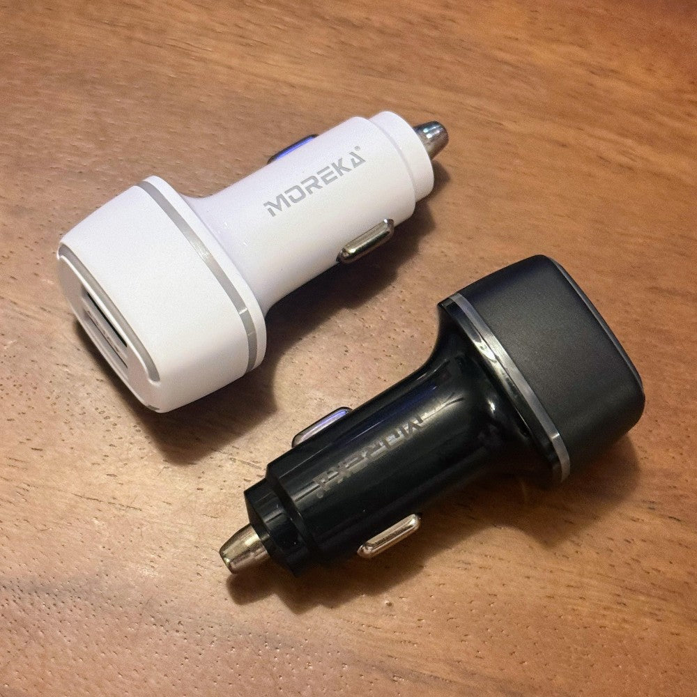 Cargador De Carro 2.4A Moreka CP0011 Doble puerto USB