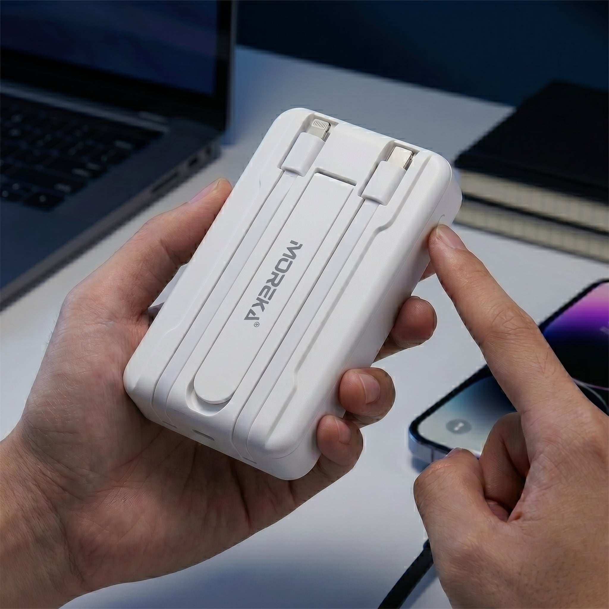 Power Bank Magnético Moreka K112 10000mAh 22.5W con Cable Lightning y Tipo-C Integrados Carga Inalámbrica 15W, Modo Baja Corriente