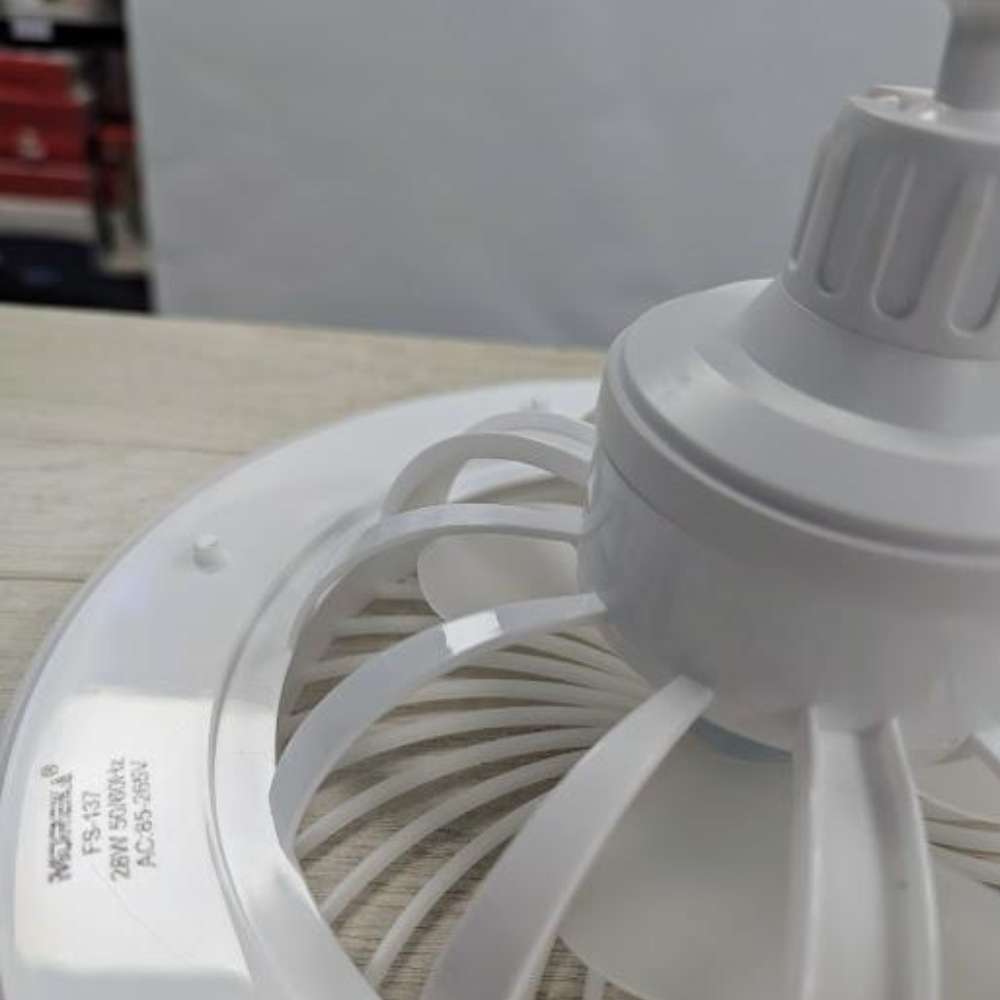 Ventilador De Techo Con Lámpara Led Foco 28w Silencioso FS-137