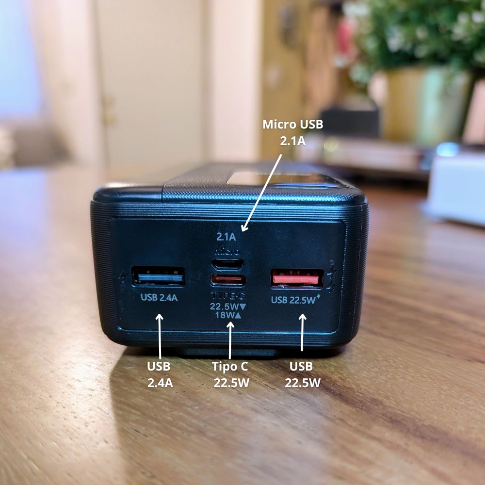 Power Bank Moreka K105 30000mAh 22.5W Cables C Lightning