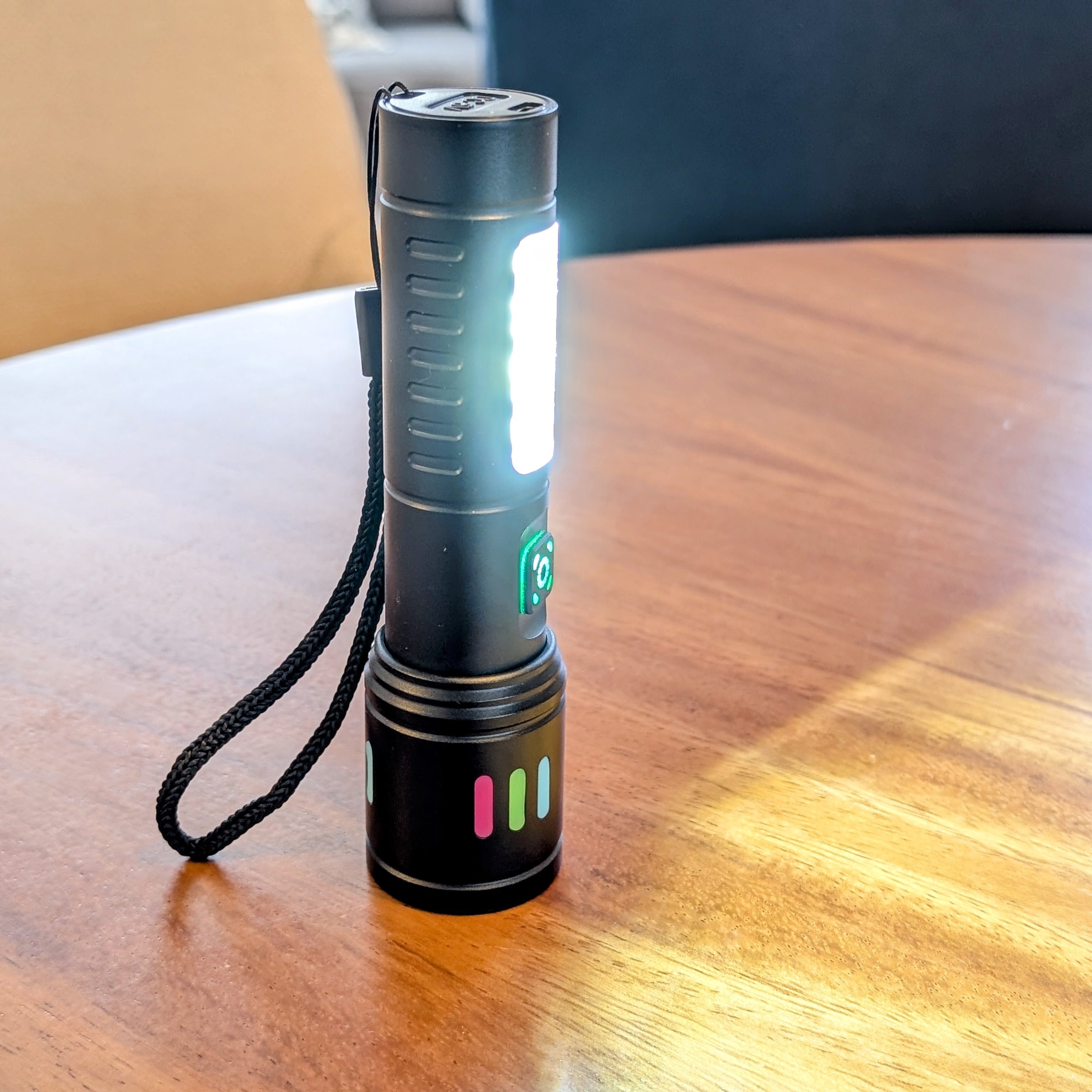 Lampara Táctica Recargable Usb Led COB en Blanco y Rojo de alerta  Moreka MT-027