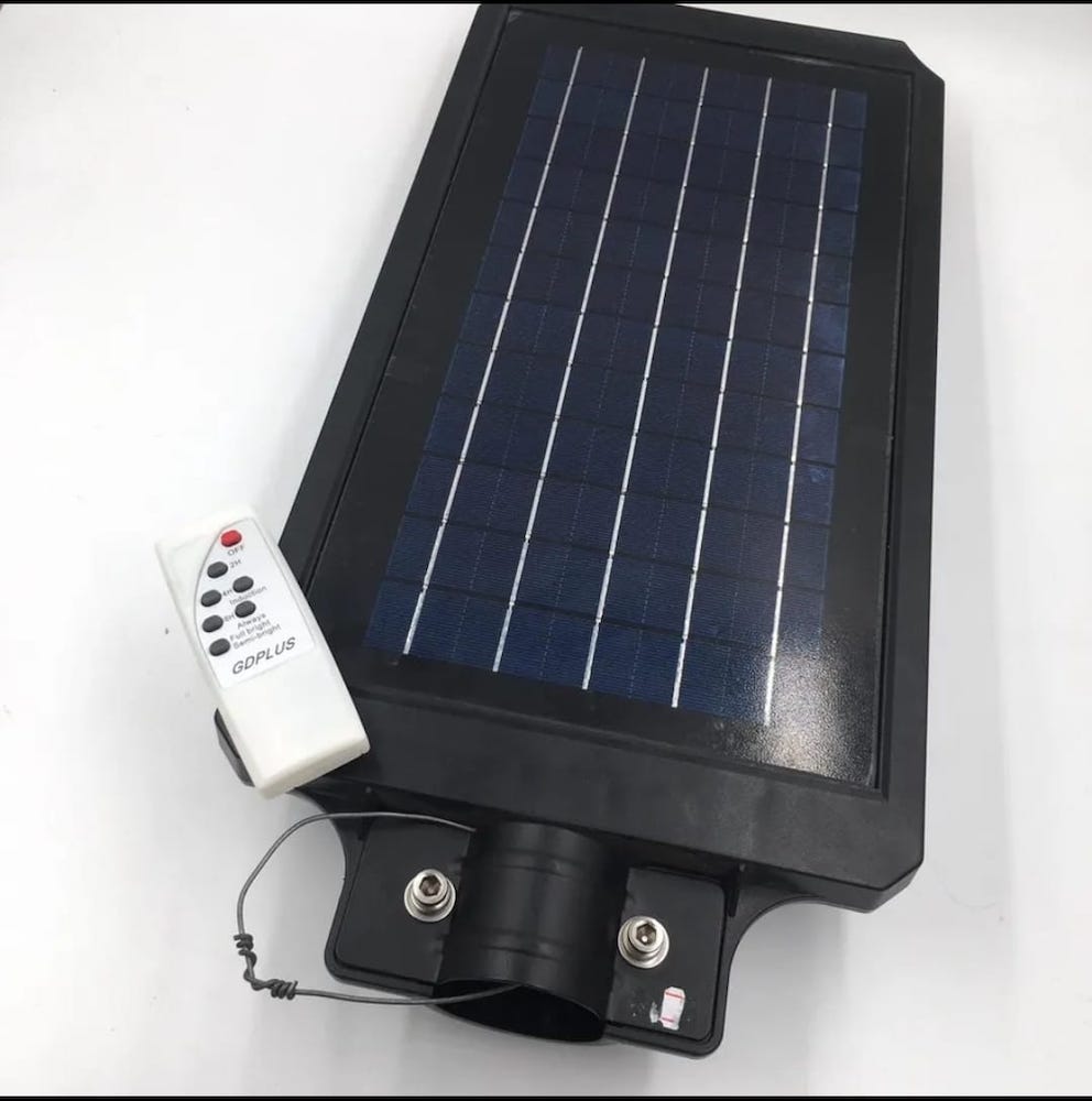 Luminaria Suburbana Alumbrado Publico Solar 150W con Sensor Movimiento GD-98150
